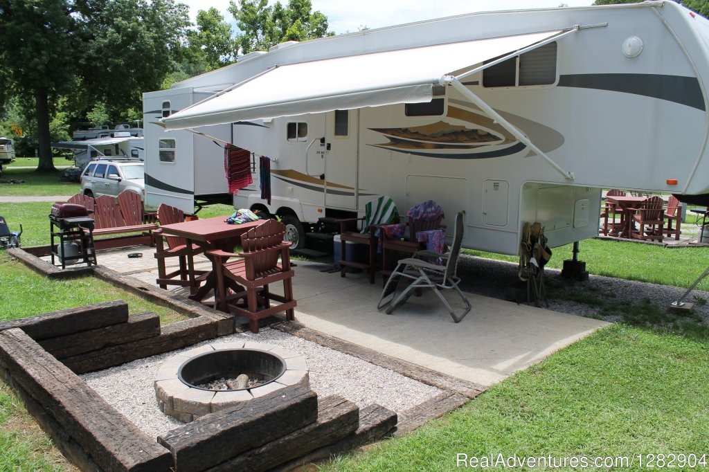 Huntington KOA Premium Patio Site | Huntington Fox Fire Koa Kampground | Image #2/4 | 