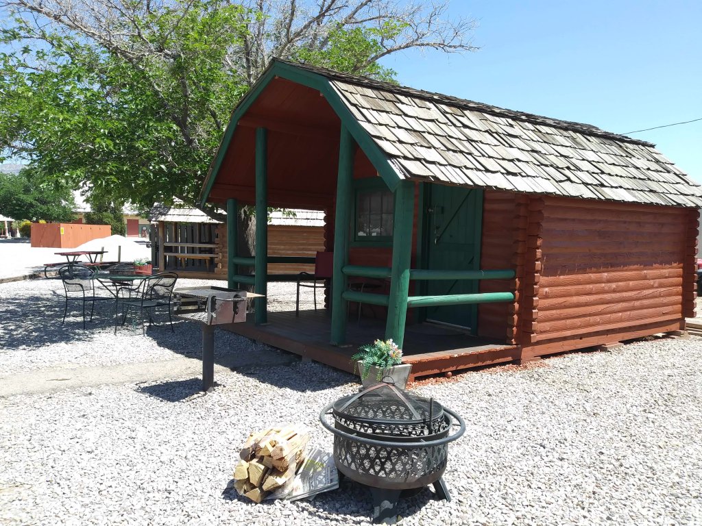 Camping Cabins | Alamogordo/ White Sands Koa | Image #4/6 | 