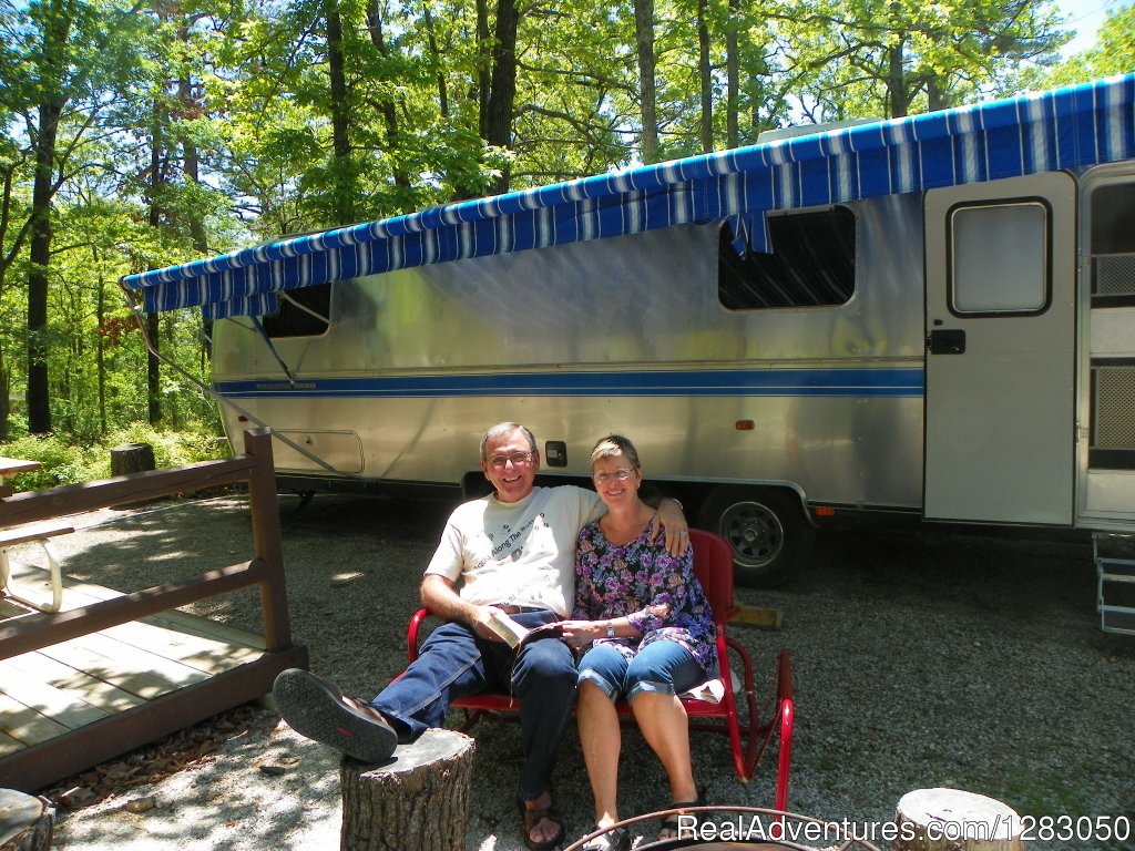 Airstream Rental | Eureka Springs KOA | Image #4/5 | 