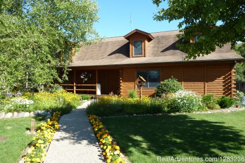 Petoskey KOA main building