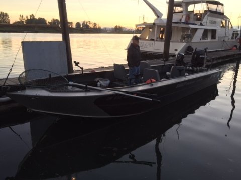 Guide Boat 6-person 26'