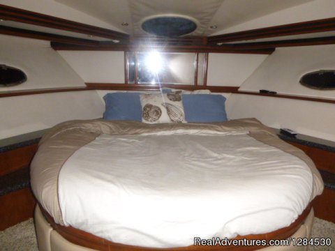 Bedroom 1 - Forward Berth