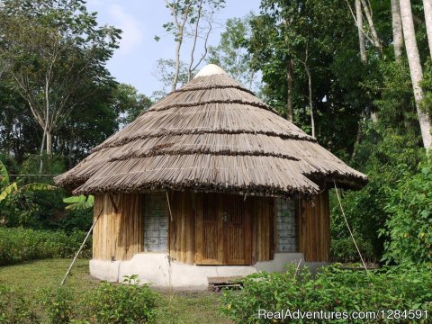 African Round Chalet