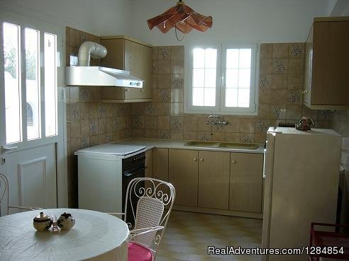 Wind Villas, Kitchen (2 bedrooms Villa) | Wind Villas, Pounda Paros- Kitesurfing/Windsurfing | Image #9/12 | 