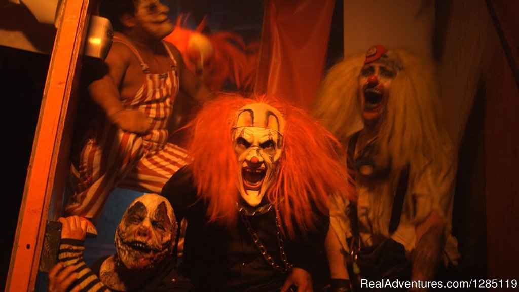 Dungeon of Doom Haunted House | Zion, Illinois  | Theme Park | Image #1/4 | 