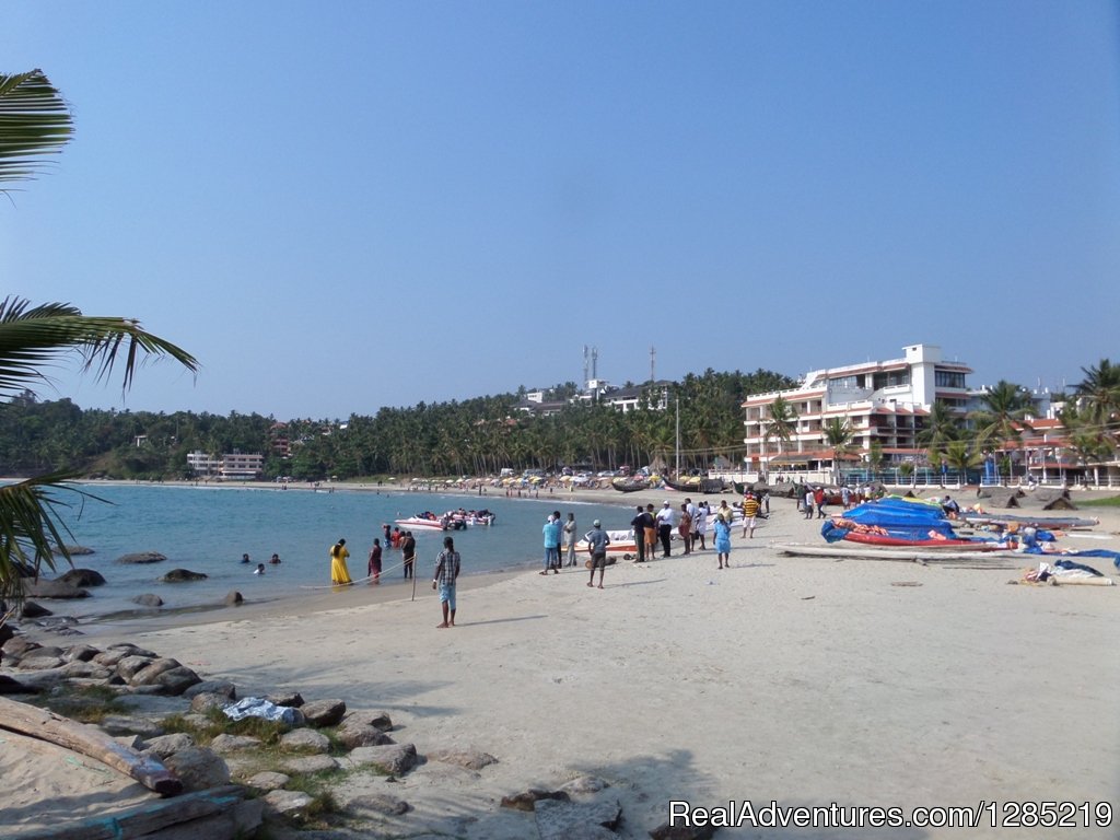 Beach ride to South India | Motorcycle Monks | Image #6/25 | 