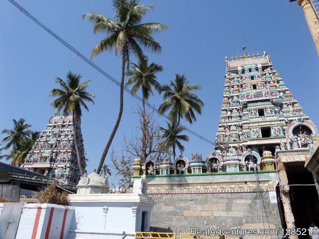 South Indian Hindu Temple | Motorcycle Monks | Image #17/25 | 