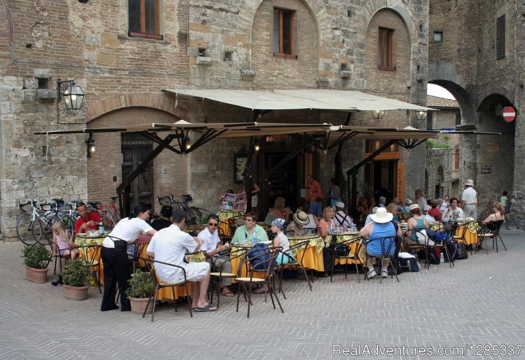 Al Fresco UNESCO World Heritage Site Florence | Wellness Via Tuscany | Image #12/23 | 