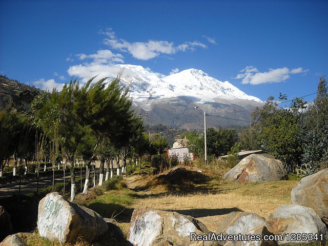 Huascaran Mountain 6768m | Peru Santa Cruz Trekking | Cordillera Blanca | Image #3/15 | 