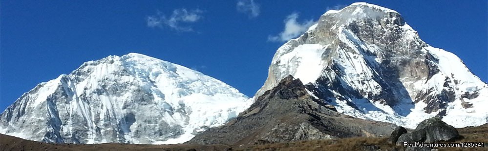 Huascaran Mountain, two peaks North and South | Peru Santa Cruz Trekking | Cordillera Blanca | Image #5/15 | 