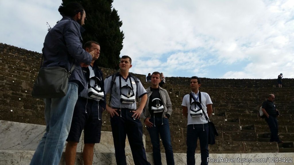 Large Theatre | On-site 3d virtual reality tour of ancient Pompeii | Image #2/3 | 