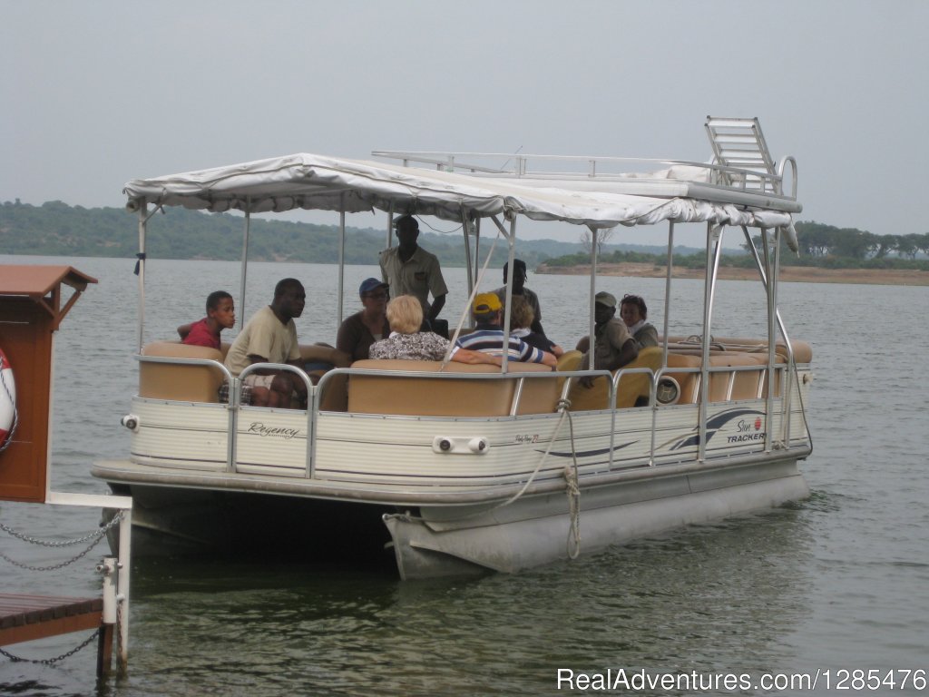 Boat Safari - River Nile, Murchison falls national park | Kagera Safaris - Gorilla and Wildlife Safaris | Image #8/8 | 