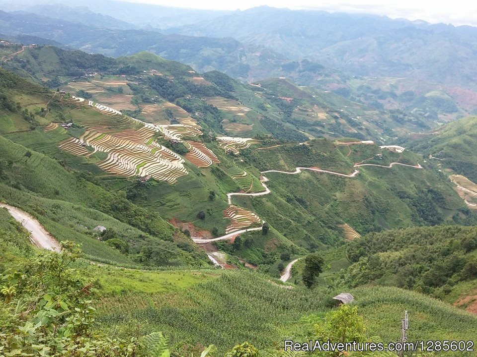 The real life on motorbike via Hagiang Vietnam | Image #3/7 | 