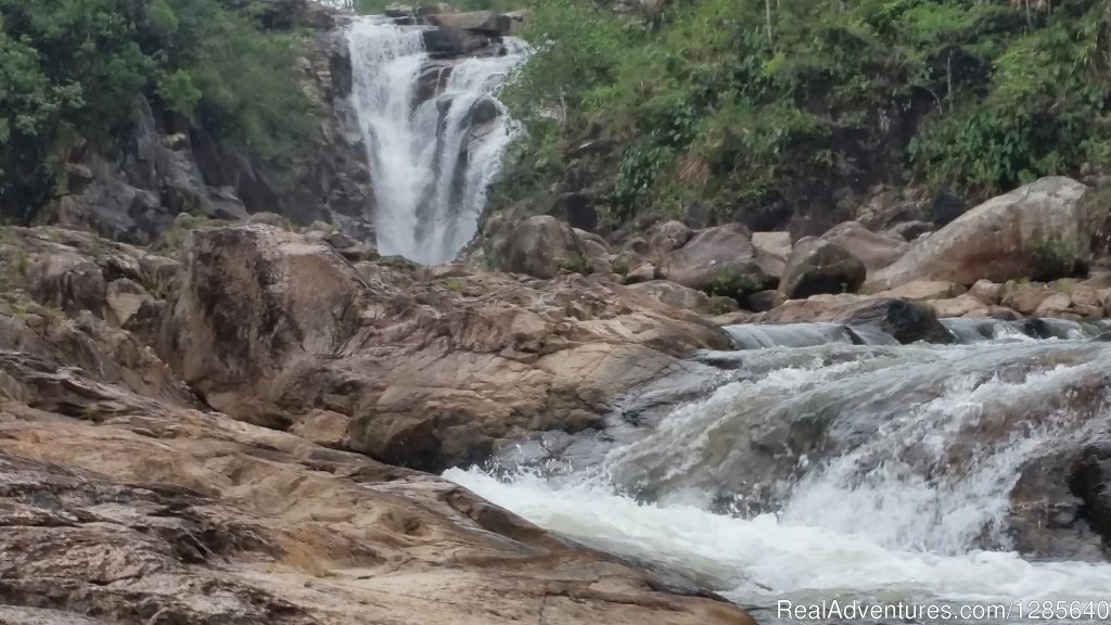 Big Rock Fall, The Falls | Yaxche Adventure Tours | Image #10/12 | 