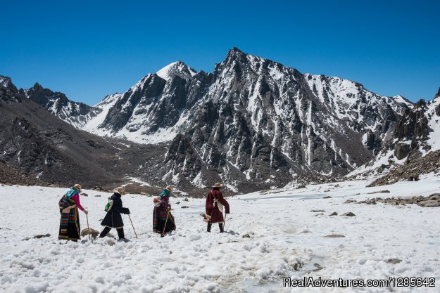 Kailash Mansarovar Yatra | Kailash Mansarovar Sacred Trip by Jeep | Image #3/4 | 