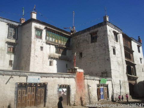 Mustang Lodge Trekking Nepal