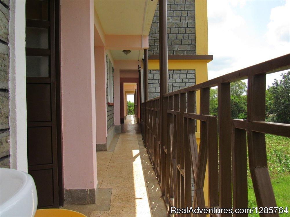 Bondo Travellers Hostel & Hotel | Image #21/26 | 