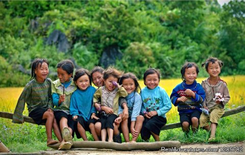 enjoy with kid in Sapa Vietnam