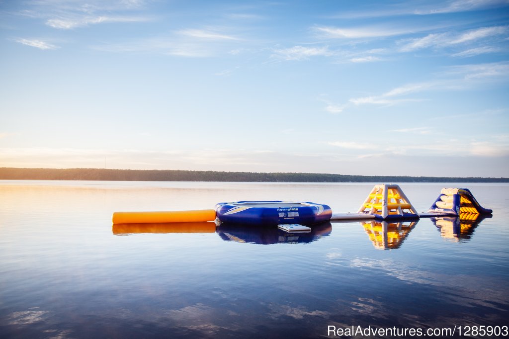 Beauty surrounds you at Beachwood Resort | Image #5/22 | 