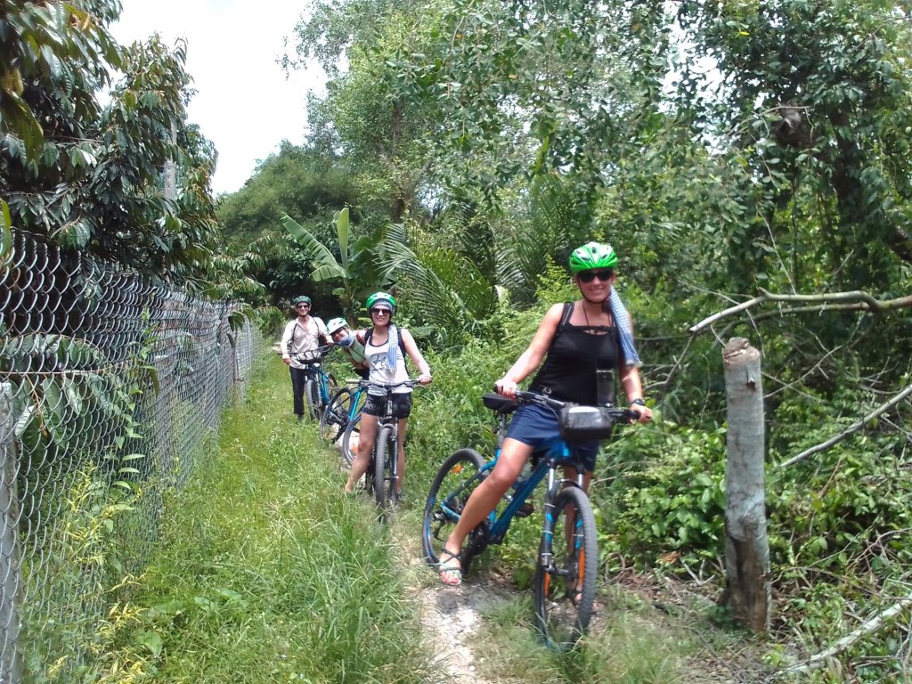 Bikes, Boat And Kayak The Mekong Day Trip | Image #9/16 | 