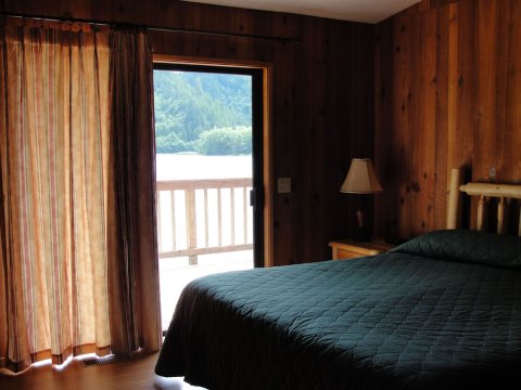 Waterfront - Bedroom