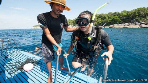 Happy Diver