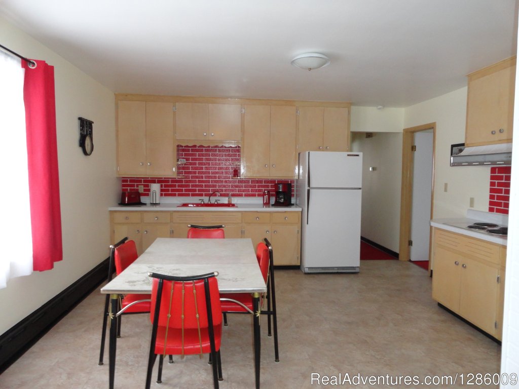 Kitchen | Cedars Motel | Image #7/25 | 