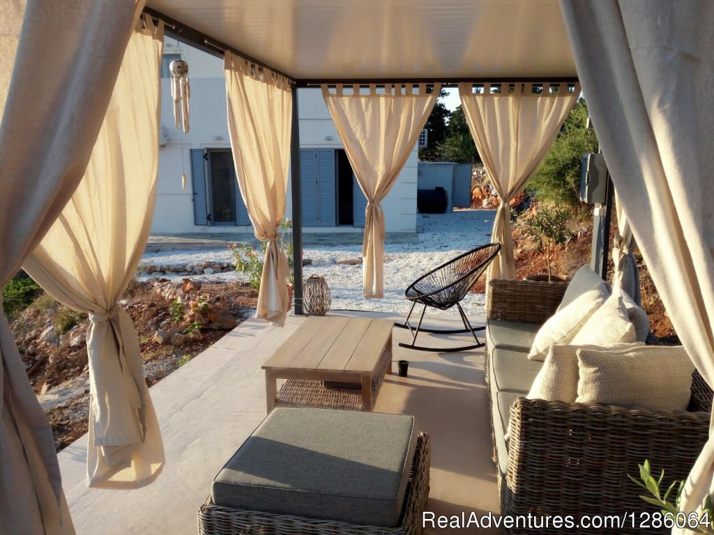 Veranda | Villa With Private Pool | Image #8/9 | 