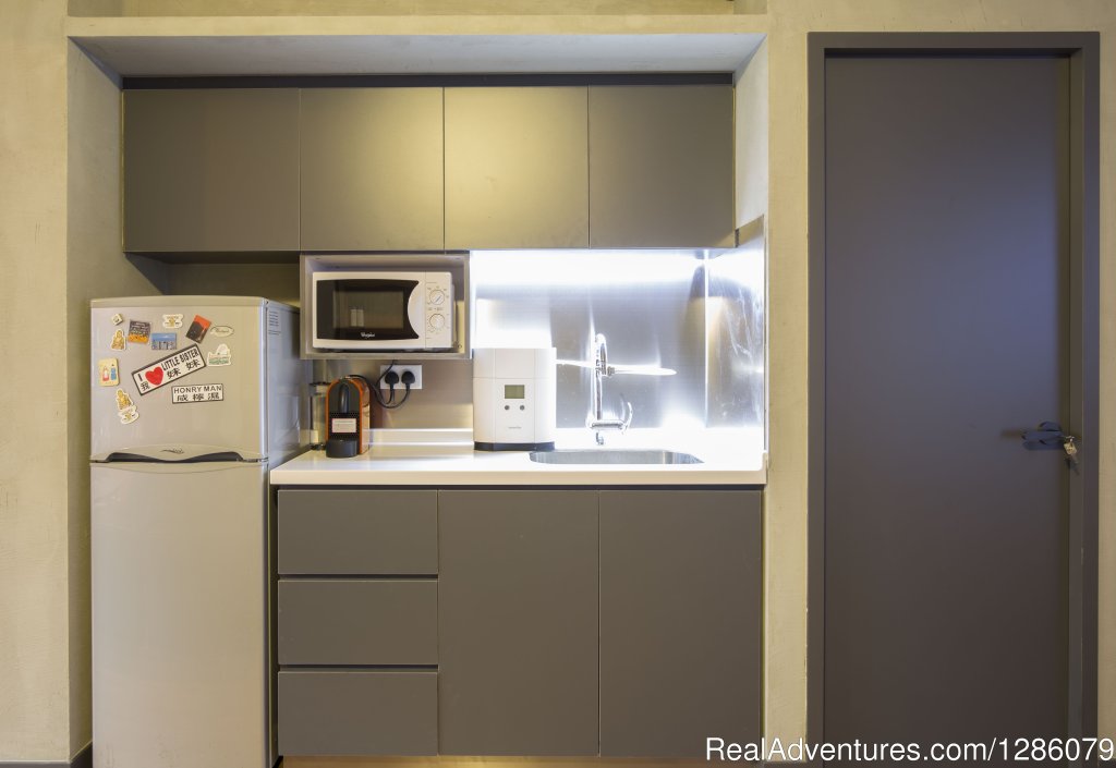 Shared Kitchen | Check Inn HK | Image #7/25 | 