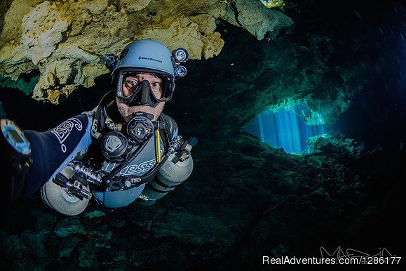 Gabriel (Marcia) | Advanced Diver Mexico | Playa del Carmen, Quintana Roo, Mexico | Scuba Diving & Snorkeling | Image #1/3 | 