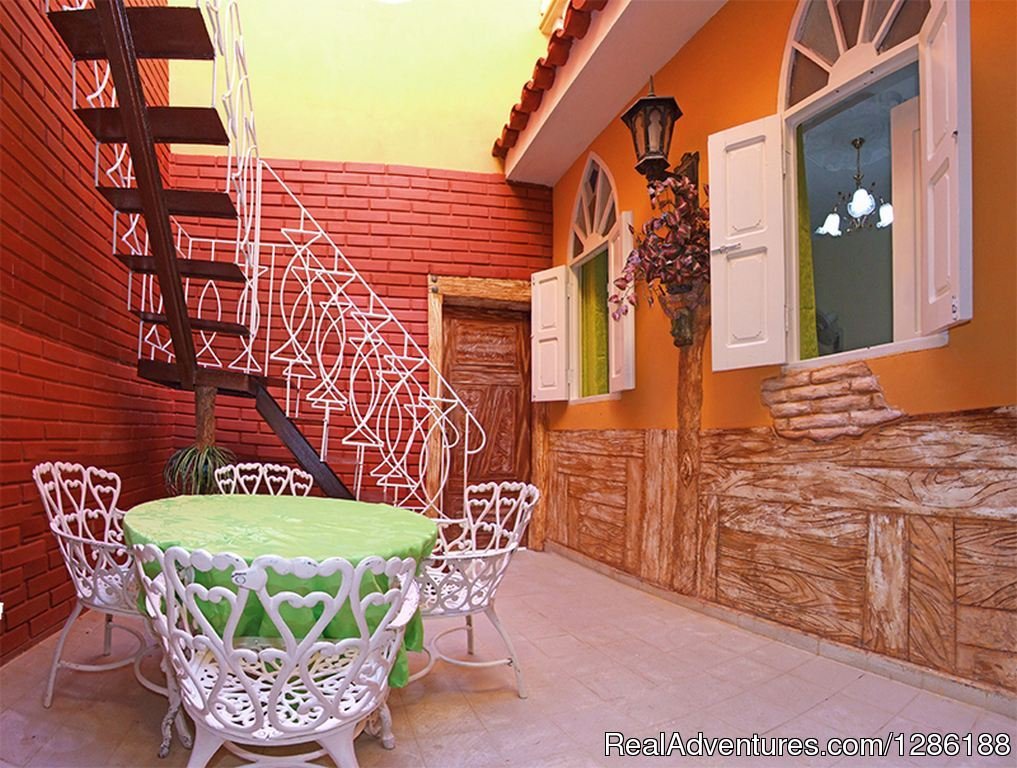 Hostal El Lirio | Image #4/23 | 