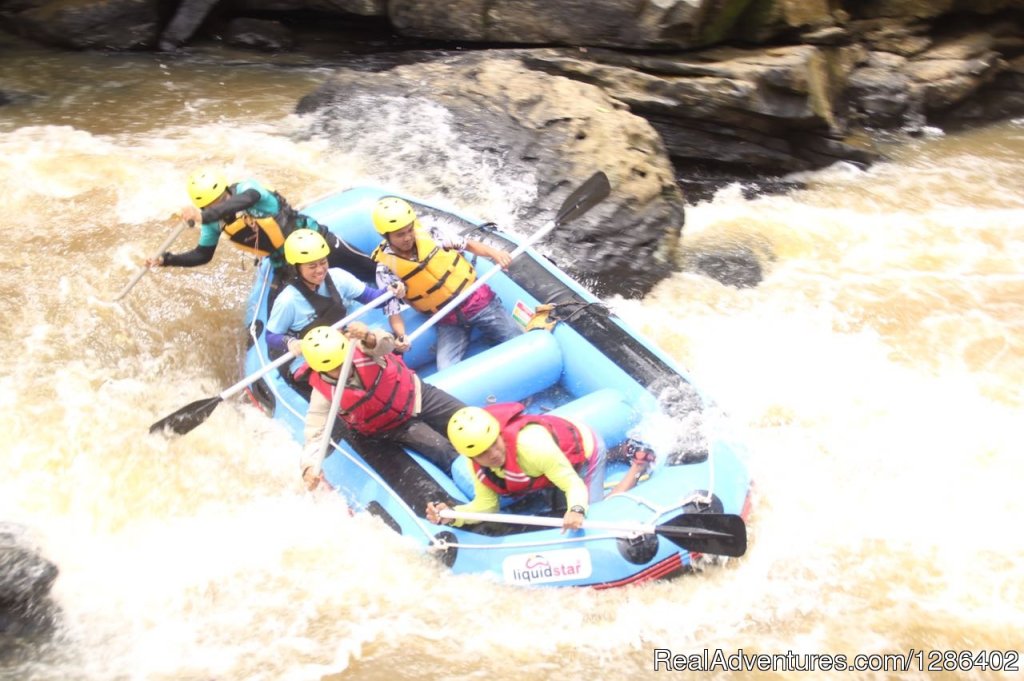 Boneo Rafting Squad | Image #4/9 | 