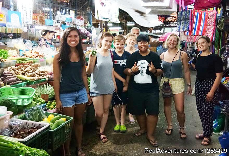 Visiting local Market, PennThai Thai cooking class in Phitsa | Thai Cooking Class In Phitsanulok | Image #2/14 | 