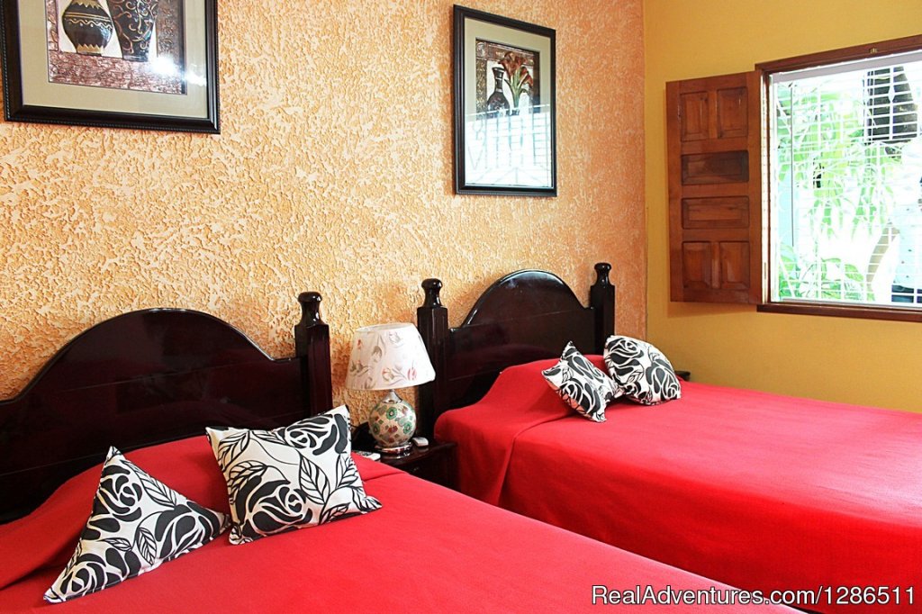 Rooms | Hostal Lyosman Y Yanin | Image #13/13 | 