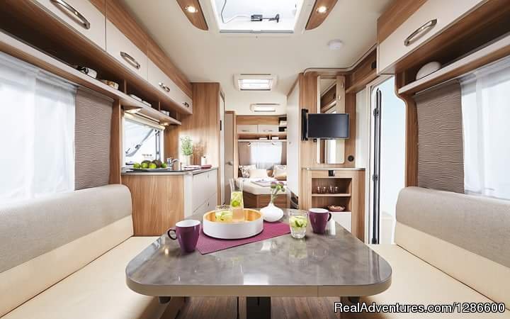 Burstner Premio 460 Ts Caravan | Image #3/9 | 