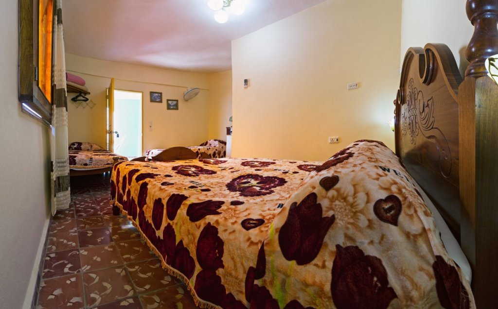 Room #1 | Very Nice, Hostal Loraine. | Image #7/19 | 