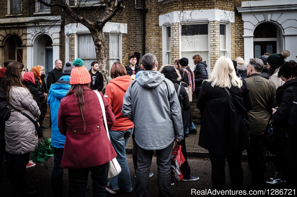 Bowie Tour London - Nick Stephenson | London's Original David Bowie Musical Walking Tour | Image #9/10 | 