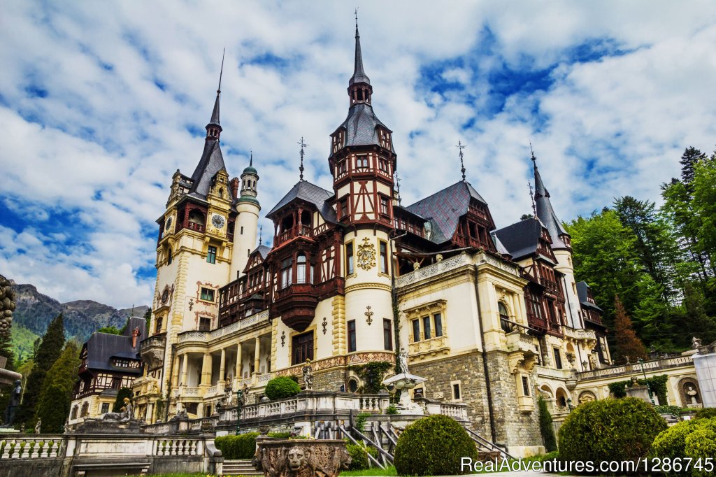 Peles Castle | Visit Transylvania in a unique maner | Image #2/10 | 