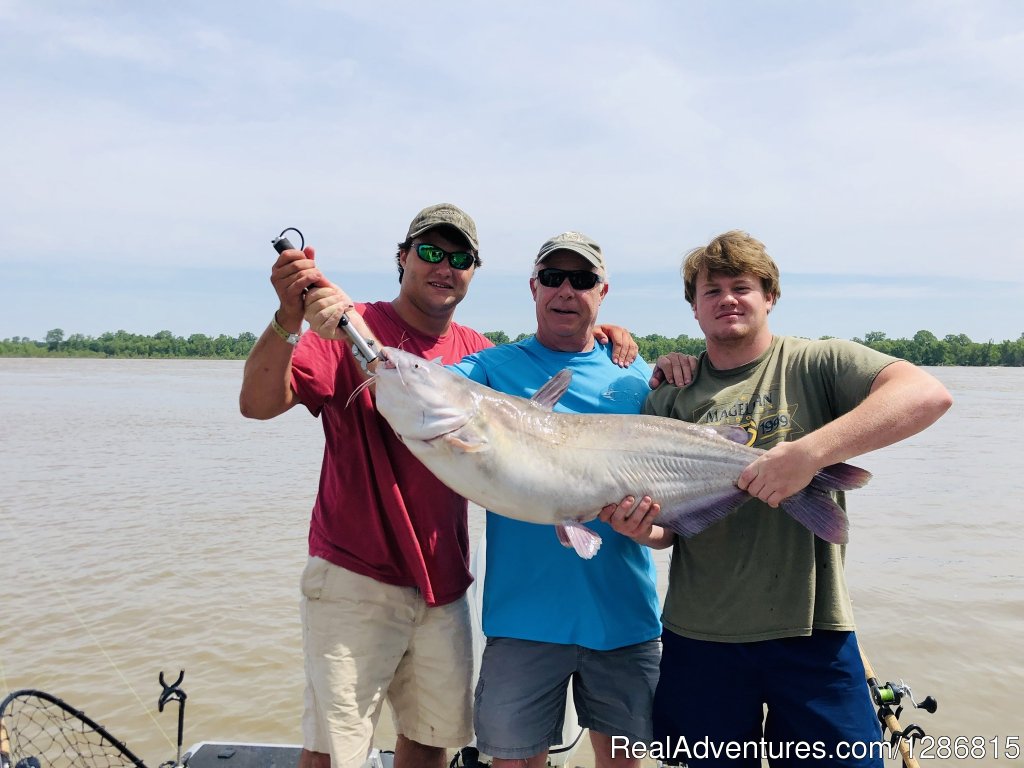 Fish Memphis for Trophy Catfish | Image #14/45 | 