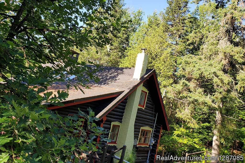 Cozy Cottage in the Laurentians | Image #3/8 | 