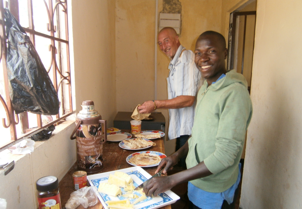 Meals Time | Ssamba Foundation Uganda Volunteer Safaris | Image #3/7 | 