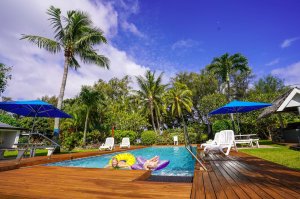 The Black Pearl Beachside Apartments