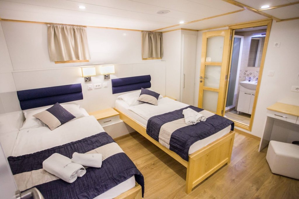 Main Deck Cabins | Unique  Southern Adriatic Cruising | Image #11/18 | 