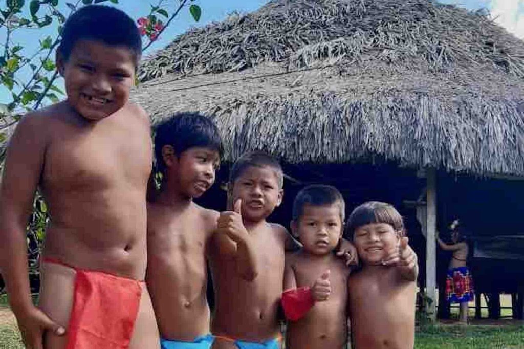 Embera Indian Village, Chagres River And Waterfall | Image #11/37 | 