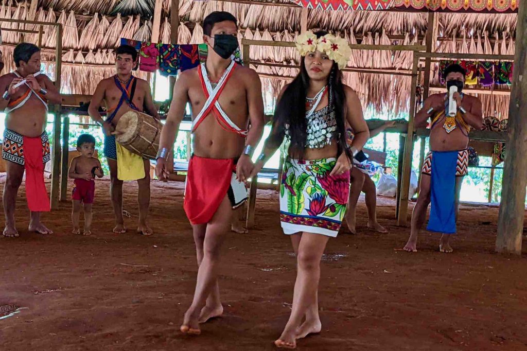 Embera Indian Village, Chagres River And Waterfall | Image #33/37 | 