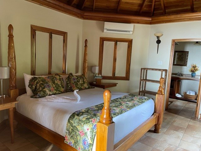 Seaside Bedroom | Ocean Cliff Hotel Negril | Image #5/9 | 